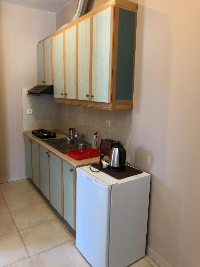 Petros Rooms & Apartments リクスリオン エクステリア 写真